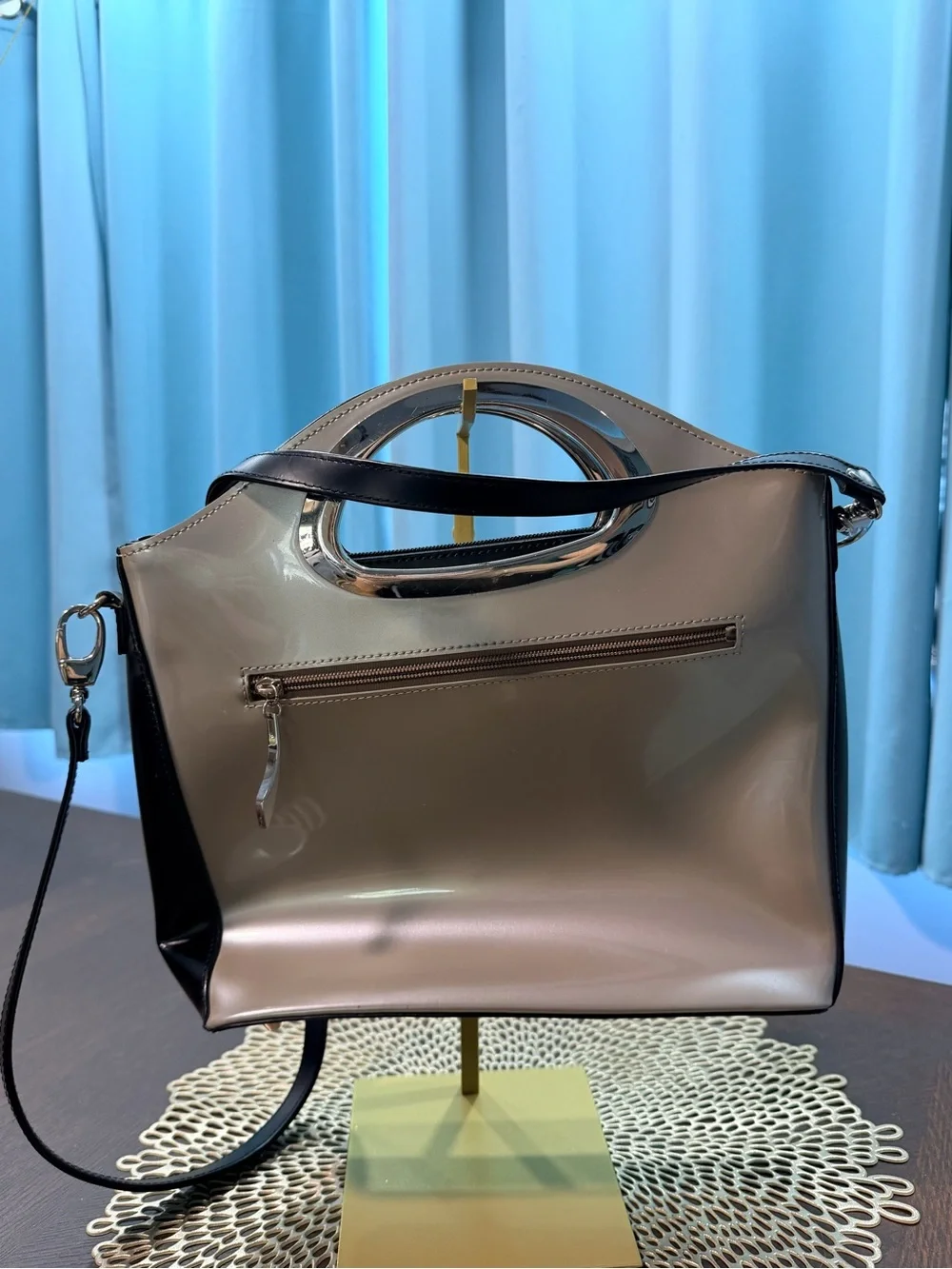 VINTAGE/RARE FIND Beijo London Paris New York Patent Satchel Taupe Black